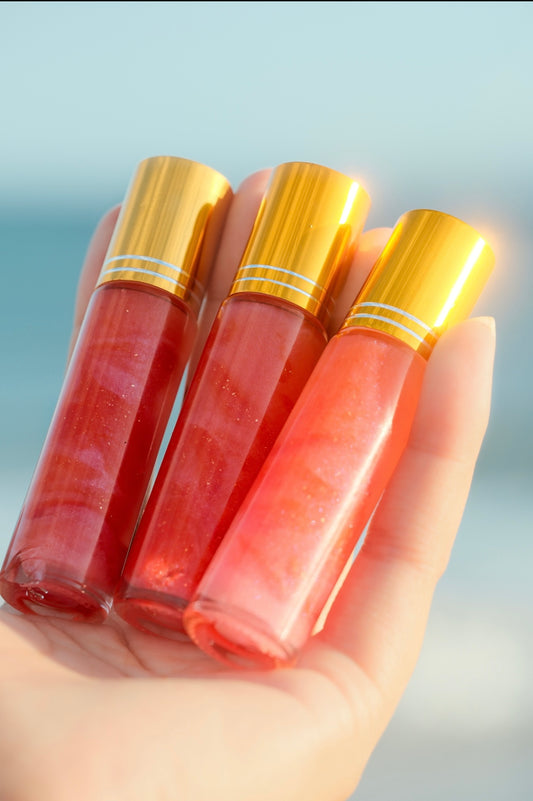 Organic lip oils